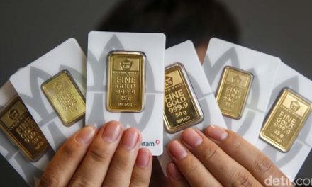 Emas Antam Terjun Bebas Hari Ini, Harga Merosot Rp 260.000