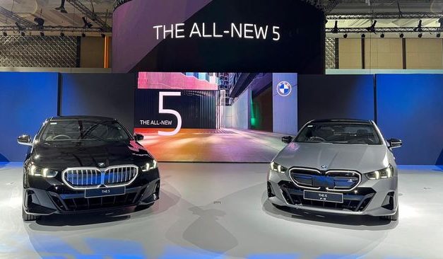 BMW Perkenalkan Desain Futuristik Pada Seri Terbarunya
