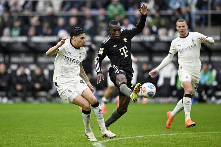 Fan Gladbach Kecewa Berat Setelah Penalti Kevin Diks Gagal
