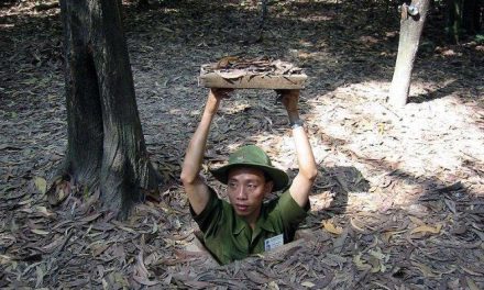 Terowongan Cu Chi Jaringan Terowongan Bawah Tanah Vietnam