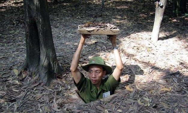 Terowongan Cu Chi Jaringan Terowongan Bawah Tanah Vietnam